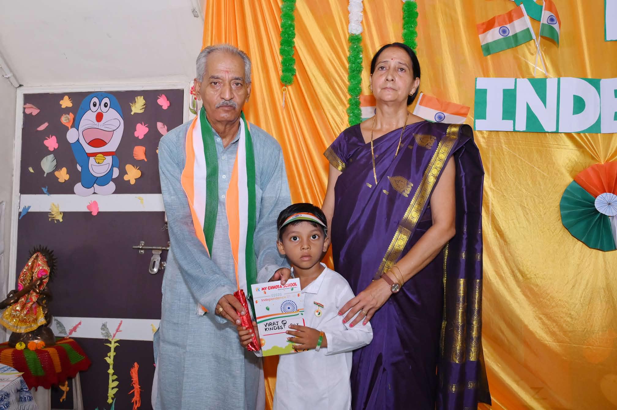 Prize giving with our chief guests